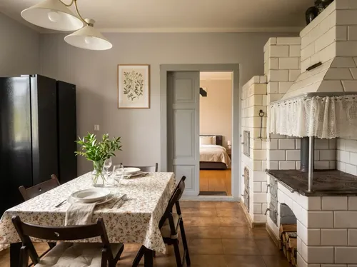Seller wants to approve photos before going live